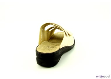 Solidus slipper 21154 beige - achterkant rechts - bij Wittepoel