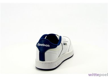 Reebok sneaker Club C wit - achterkant rechts - bij Wittepoel