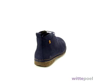 El Naturalista veterboot Angkor N974 blauw - achterkant rechts - bij Wittepoel