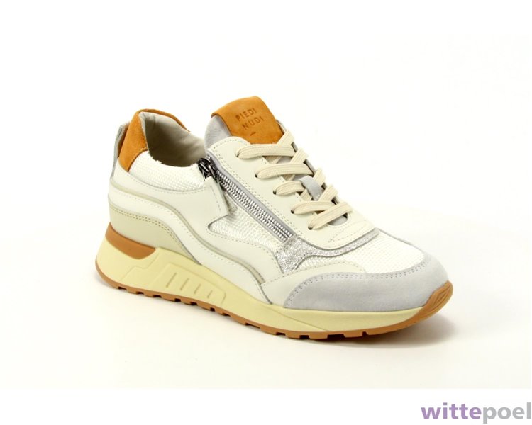 Piedi Nudi sneaker Lore 22.01 wit - zijkant rechts - bij Wittepoel Piedi Nudi sneaker Lore 22.01 wit - zijkant rechts - bij Wittepoel