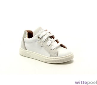 Twins sneaker Merel Maan 500 wit - zijkant rechts - bij Wittepoel