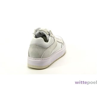 Twins sneaker Margot Mario 500 wit - achterkant rechts - bij Wittepoel